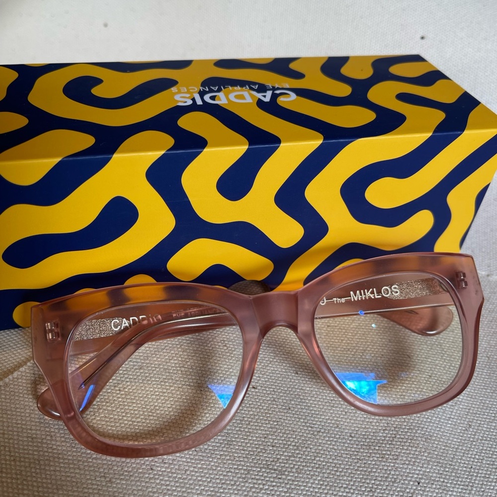 Caddis Reading glasses 1.5 Miklos pink frame